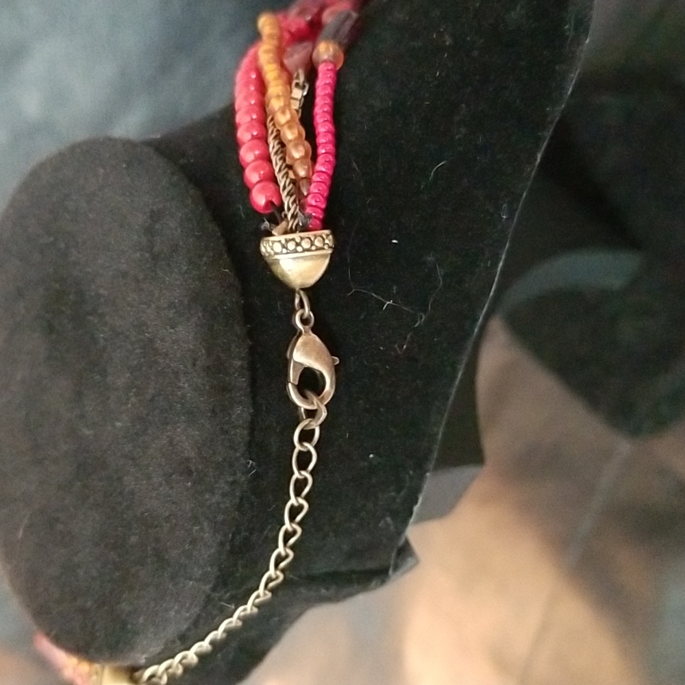 3 for 20. Vintage  red and gold  beaded  necklace. - Picture 4 of 9